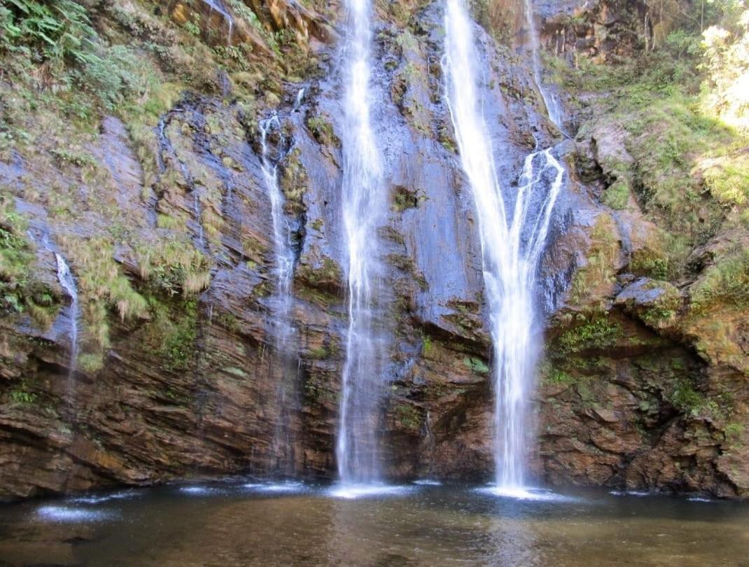 Pousada Sitio Das Flores 12 Km De Macacos Нова-Лима Экстерьер фото