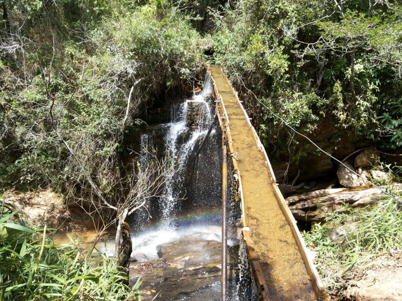 Pousada Sitio Das Flores 12 Km De Macacos Нова-Лима Экстерьер фото